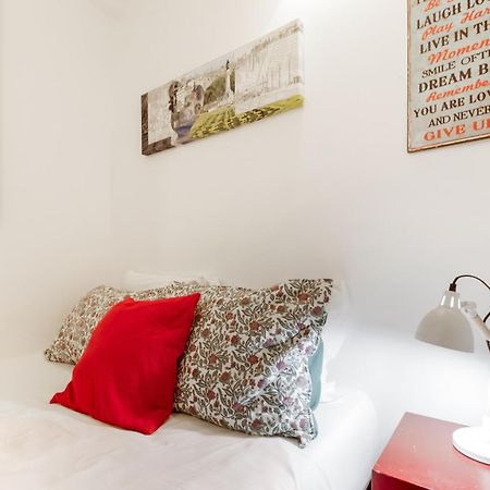 024 B - Cosy Retreat In Madragoa -Lisbon Apartment Exterior photo