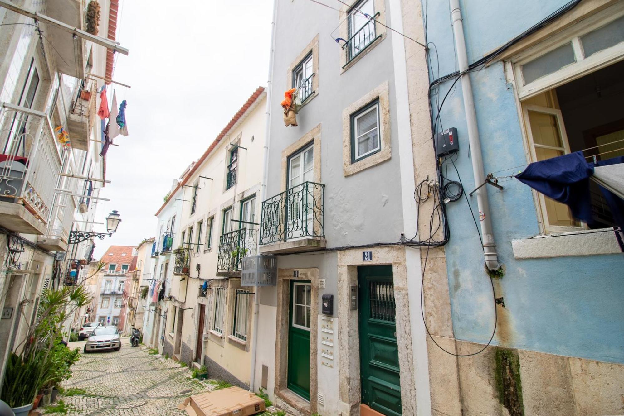 024 B - Cosy Retreat In Madragoa -Lisbon Apartment Exterior photo